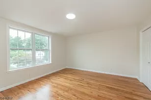 24 Van Pelt Pl, Little Falls Township, NJ 07424 - Photo 16