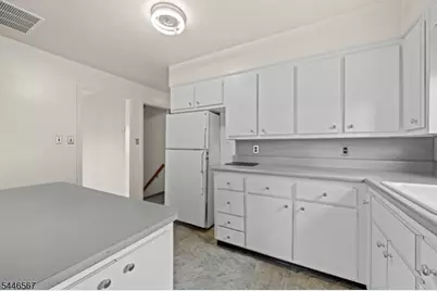 7 Freeman Pl, Nutley, NJ 07110 - Photo 26