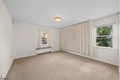7 Freeman Pl, Nutley, NJ 07110 - Photo 6