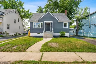 429 Wheatsheaf Rd, Roselle, NJ 07203 - Photo 1