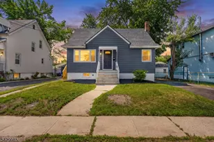 429 Wheatsheaf Rd, Roselle, NJ 07203 - Photo 2