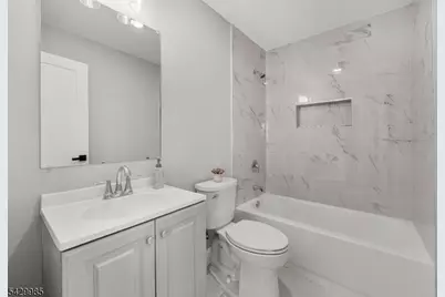 429 Wheatsheaf Rd, Roselle, NJ 07203 - Photo 20