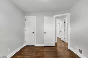 429 Wheatsheaf Rd, Roselle, NJ 07203 - Photo 16