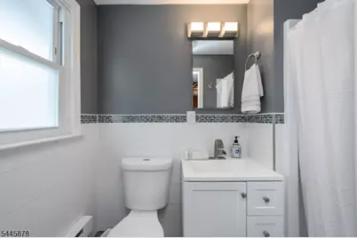 6 Ash Ln, Parsippany, NJ 07034 - Photo 24