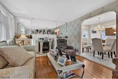 105 Baldwin Pl, Bloomfield, NJ 07003 - Photo 10