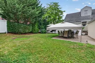 105 Baldwin Pl, Bloomfield, NJ 07003 - Photo 20
