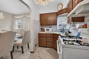 105 Baldwin Pl, Bloomfield, NJ 07003 - Photo 4