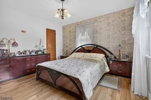 105 Baldwin Pl, Bloomfield, NJ 07003 - Photo 14