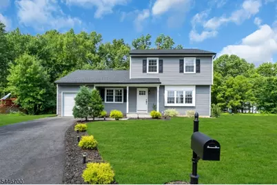 14 Dumont Round, Hillsborough Township, NJ 08844 - Photo 2