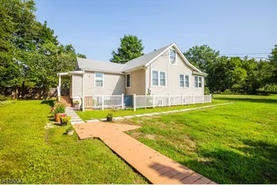 34 Leiv Eirikson Ave, Franklin Township, NJ 08540 - Photo 30