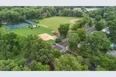46 Lidgerwood Pkwy, Morristown, NJ 07960 - Photo 34