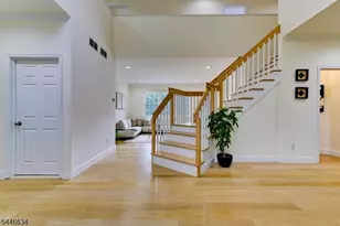 56 Liberty Ridge Rd, Bernards Township, NJ 07920 - Photo 4