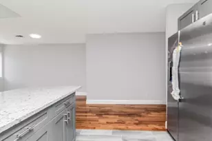 282 W Runyon St, Newark, NJ 07108 - Photo 6