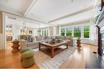 281 Long Hill Dr, Millburn Twp., NJ 07078 - Photo 16