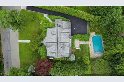 281 Long Hill Dr, Millburn Twp., NJ 07078 - Photo 2
