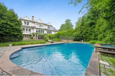 281 Long Hill Dr, Millburn Twp., NJ 07078 - Photo 6