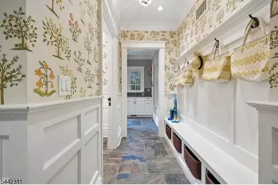 281 Long Hill Dr, Millburn Twp., NJ 07078 - Photo 20