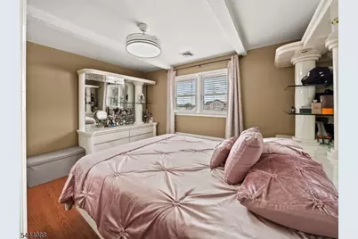 79 Susan Ct, Clifton, NJ 07012 - Photo 14