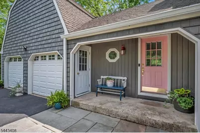 1094 Cambridge Ln, Bridgewater, NJ 08807 - Photo 4