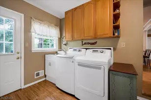 1094 Cambridge Ln, Bridgewater, NJ 08807 - Photo 20