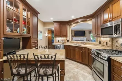 47 Independence Way, Morris Township, NJ 07960 - Photo 10