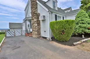 39 Chestnut St, Wallington, NJ 07057 - Photo 2