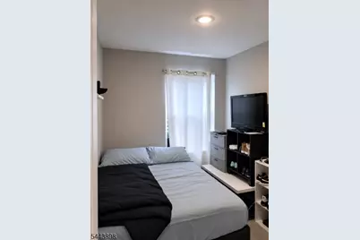 52 Holland St, Newark, NJ 07103 - Photo 6
