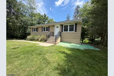 40 Ridge Rd, Mount Olive, NJ 07828 - Photo 1