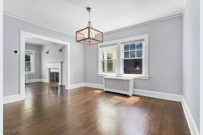 58 S Prospect St, Verona, NJ 07044 - Photo 8