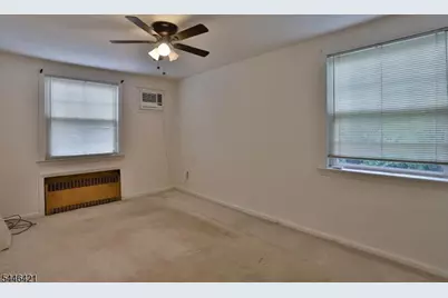 39 Chestnut St, Wallington, NJ 07057 - Photo 20
