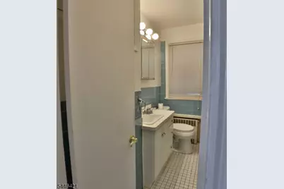 39 Chestnut St, Wallington, NJ 07057 - Photo 10