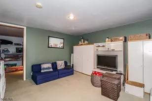 136 Coburn Ln, Franklin Township, NJ 08873 - Photo 26
