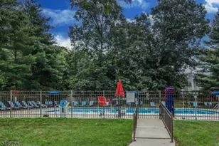 136 Coburn Ln, Franklin Township, NJ 08873 - Photo 34