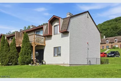 17 Great Gorge Ter, Vernon Twp., NJ 07462 - Photo 4