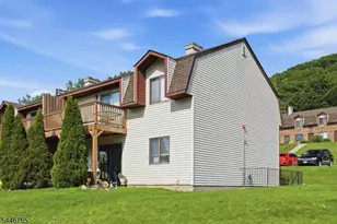 17 Great Gorge Terrace, Vernon Twp., NJ 07462 - Photo 4