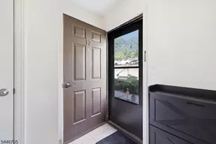 17 Great Gorge Terrace, Vernon Twp., NJ 07462 - Photo 6