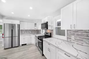 16 New St, Montclair, NJ 07042 - Photo 6
