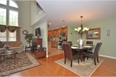 67 Washington Ct, Montville Township, NJ 07082 - Photo 4