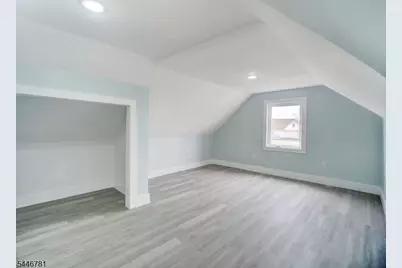 351 Railroad Ave, Hackensack, NJ 07601 - Photo 14