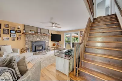 26 Mackenzie Rd, Hampton Boro, NJ 08827 - Photo 4