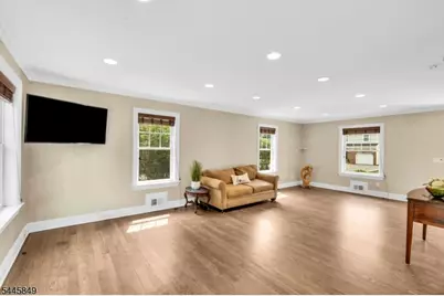 331 Stoughton Ave, Cranford Township, NJ 07016 - Photo 6