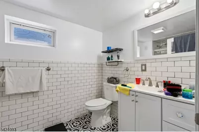88-90 E 18th St, Paterson, NJ 07524 - Photo 24