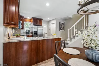 600 4th Ave, Westfield Town, NJ 07090 - Photo 4