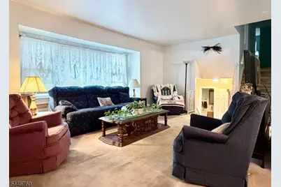 138 Georgia St, Clark Township, NJ 07066 - Photo 8
