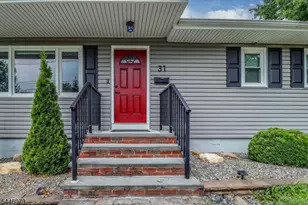 31 Woodview Ave, Woodbridge Township, NJ 08863 - Photo 2