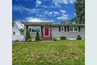 31 Woodview Ave, Woodbridge Township, NJ 08863 - Photo 1