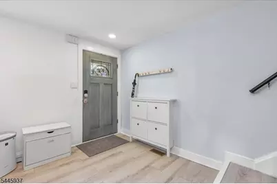 603 Lincoln Park, Cranford Township, NJ 07016 - Photo 4