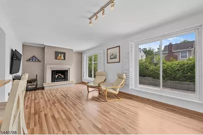 17 Westland Rd, Verona, NJ 07044 - Photo 12