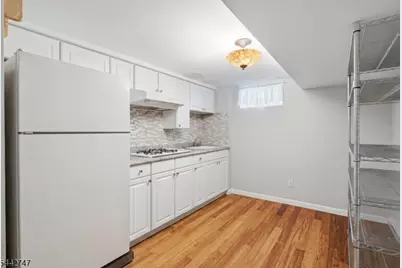 42 Sandy Hill Rd, Westfield, NJ 07090 - Photo 32