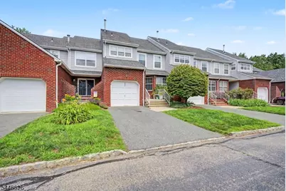 1404 Moonlight Ct, Washington Township, NJ 07840 - Photo 2